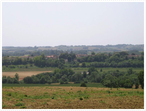 Country side on way from St. Orens Pouy Petit to Abbaye De Flaran Country side on way from St. Orens Pouy Petit to Abbaye De Flaran