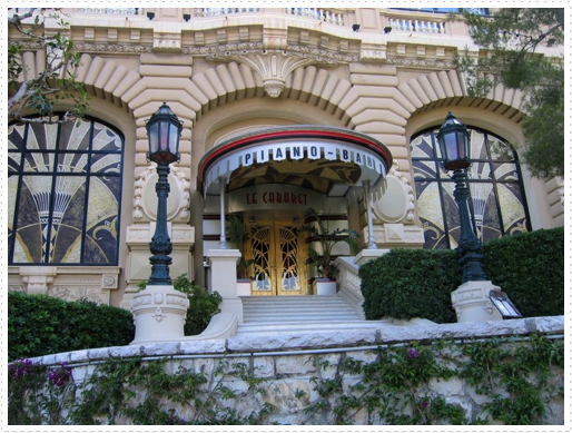 Entrance to Le Cabaret Entrance to Le Cabaret
