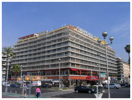 Le Meridien Hotel with McDonald's Le Meridien Hotel with McDonald's