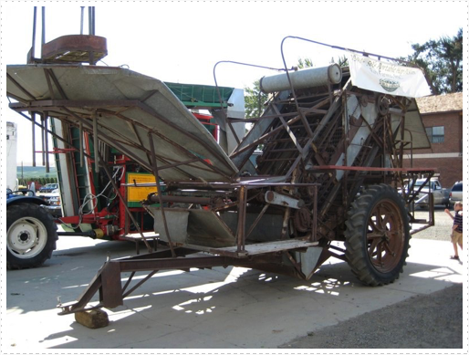 Old hop picking machine - 1 Old hop picking machine - 1