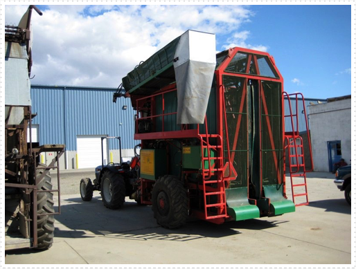 New hop picking machine New hop picking machine