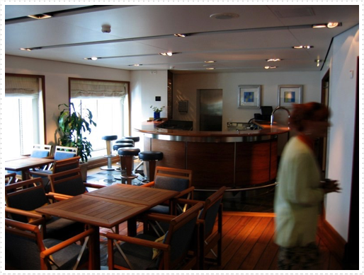 Sports bar on The World cruise ship Sports bar on The World cruise ship